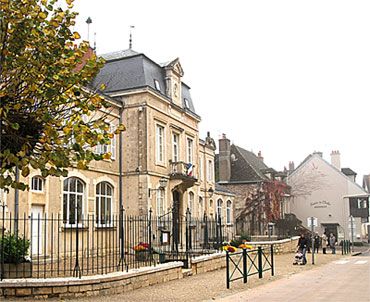 Our winery and the marie de Pommard nowadays